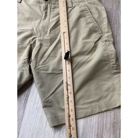 Under Armour Mens HeatGear Khaki Shorts Size 36 Loose Fit - Picture 5 of 9